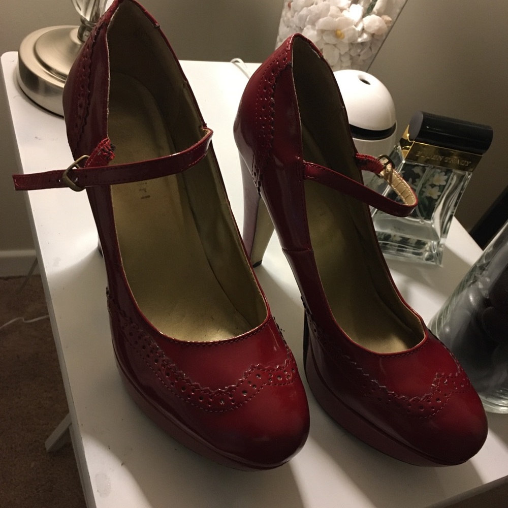 Red shoes